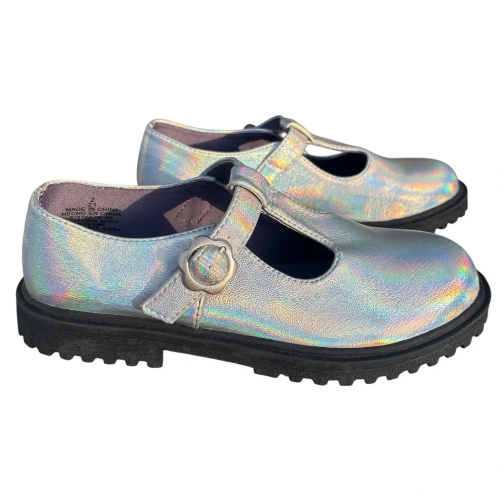 Old Navy NWOT Silver Iridescent Mary Jane Shoes